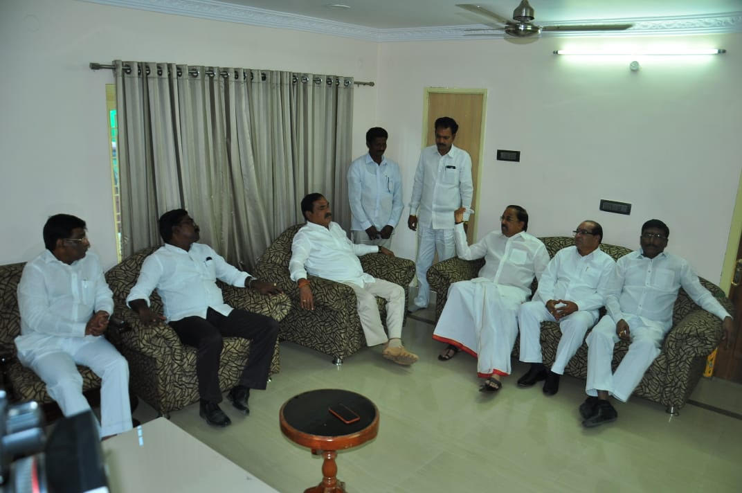 టీడీపీ ఎమ్మెల్యే, తుమ్మలతో స్నేహం, ‘మెచ్చా’ల్సిన శైలి!!