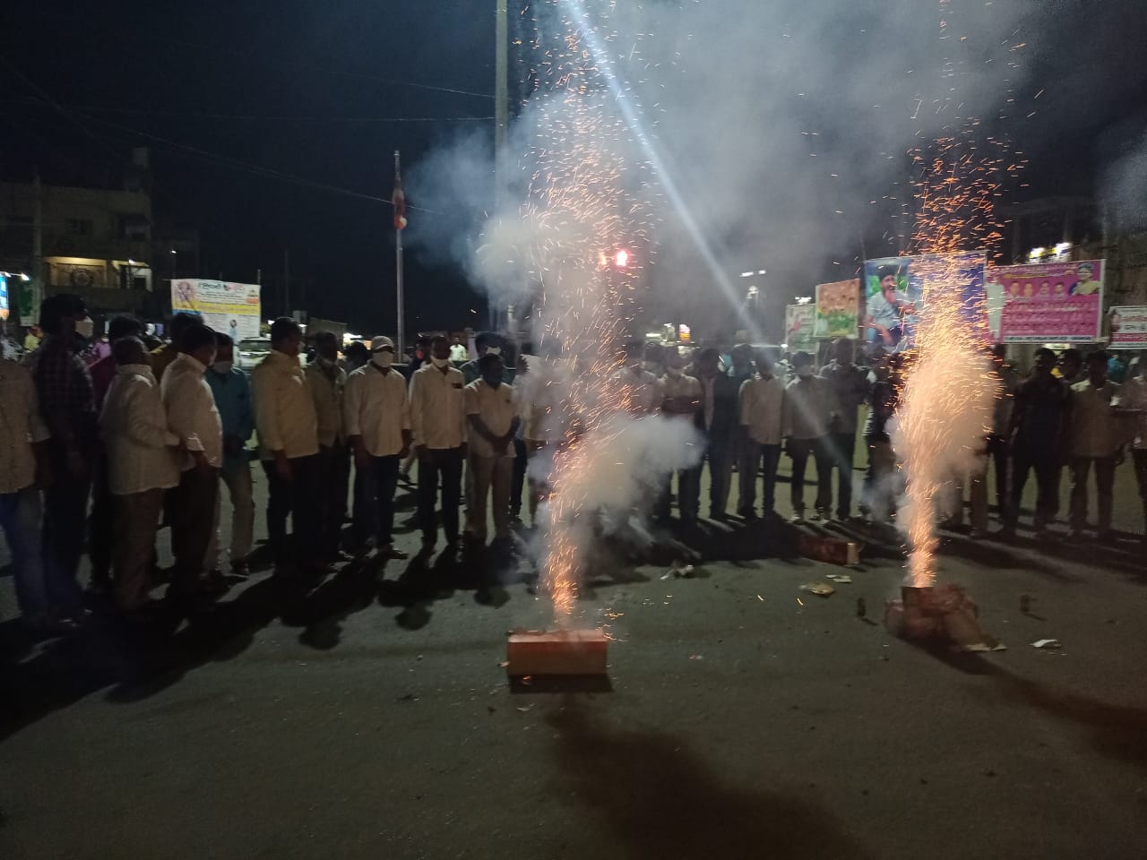 కలెక్టర్ ‘బదిలీ’… టీఆర్ఎస్ నేతల ‘దీపావళి’!