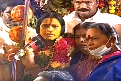 ‘భక్తుల బాధ్యత నాదే’