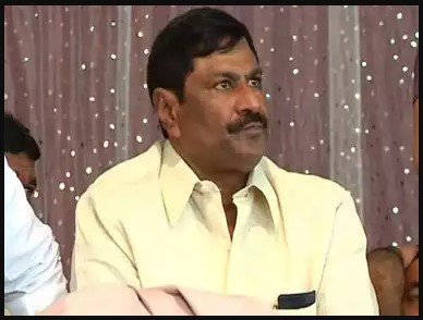 తెరపైకి మండవ.. తెరవెనుక ఎవరు..? తెరపైకి మండవ.. తెరవెనుక ఎవరు..?