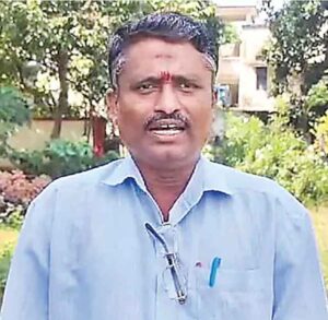 భూపాలపల్లిలో హత్యకు అసలు కారణం అదే..!? ‘సమీక్ష’ చేతిలో ఫిర్యాదు కాపీ భూపాలపల్లిలో హత్యకు అసలు కారణం అదే..!? ‘సమీక్ష’ చేతిలో ఫిర్యాదు కాపీ