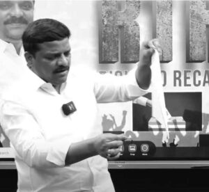 ఎమ్మెల్సీ తీన్మార్ మల్లన్నకు షోకాజ్ నోటీస్ జారీ