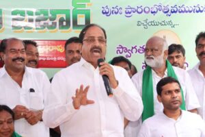 త్వరలోనే మక్కల కొనుగోళ్లు: మంత్రి తుమ్మల త్వరలోనే మక్కల కొనుగోళ్లు: మంత్రి తుమ్మల