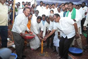 మధిరలో డిప్యూటీ సీఎం పర్యటన మధిరలో డిప్యూటీ సీఎం పర్యటన