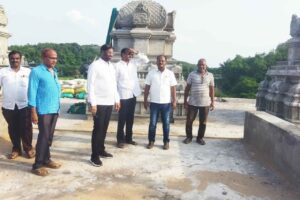 ఎంపీ వద్దిరాజు సుడిగాలి పర్యటన