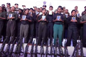 లొంగుబాటు జాతర: మల్లోజుల, ఆశన్న బాటలో మరో కమిటీ లొంగుబాటు జాతర: మల్లోజుల, ఆశన్న బాటలో మరో కమిటీ