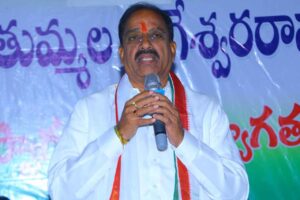 ఖమ్మంలో రోడ్ల వెడల్పుపై మంత్రి తుమ్మల కీలక వ్యాఖ్యలు ఖమ్మంలో రోడ్ల వెడల్పుపై మంత్రి తుమ్మల కీలక వ్యాఖ్యలు