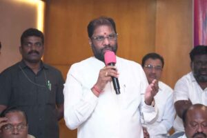 పోరాడితేనే బీసీ రిజర్వేషన్లు: ఎంపీ వద్దిరాజు