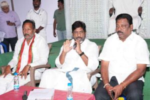 చేసింది చెప్పుకోలేకే ఇబ్బంది: డిప్యూటీ సీఎం భట్టి