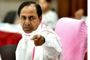 గోడకు నోటీసు అంటిస్తారా? రేపు అక్కడే ఉంటా.. రండి: కేసీఆర్