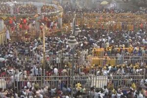 మేడారంలో ఒక్కరోజే 80 లక్షల మంది దర్శనం