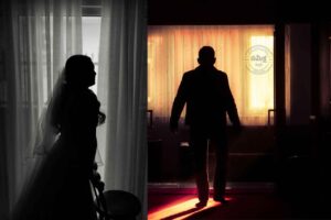 ఖమ్మం జిల్లాలో హనీ ట్రాప్: వ్యాపారికి రూ. 6.00 కోట్ల టోపీ ఖమ్మం జిల్లాలో హనీ ట్రాప్: వ్యాపారికి రూ. 6.00 కోట్ల టోపీ