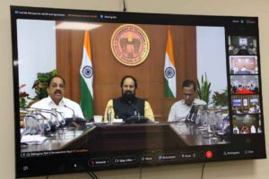 గ్యాస్ కొరతపై మంత్రి ఉత్తమ్ కీలక ఆదేశాలు గ్యాస్ కొరతపై మంత్రి ఉత్తమ్ కీలక ఆదేశాలు