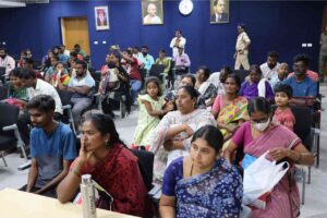 వెలుగుమట్ల బాధితులకు ఇంటి స్థలం పట్టాలు ఎక్కడంటే..? వెలుగుమట్ల బాధితులకు ఇంటి స్థలం పట్టాలు ఎక్కడంటే..?