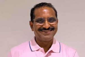 రెడ్కో డీఈ ఇంట్లో ఏసీబీ సోదాలు, భారీగా ఆస్తుల గుర్తింపు రెడ్కో డీఈ ఇంట్లో ఏసీబీ సోదాలు, భారీగా ఆస్తుల గుర్తింపు