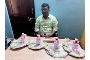 మున్సిపల్ ఏఈ ‘శ్మశాన’ లంచం రూ. 2.00 లక్షలు మున్సిపల్ ఏఈ ‘శ్మశాన’ లంచం రూ. 2.00 లక్షలు