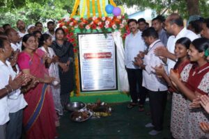పాలేరులో పర్యటించిన మంత్రి పొంగులేటి పాలేరులో పర్యటించిన మంత్రి పొంగులేటి
