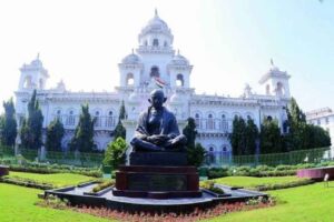 ఖైరతాబాద్ అసెంబ్లీ సీటు ఖాళీ.. గెజిట్ నోటిఫికేషన్ విడుదల ఖైరతాబాద్ అసెంబ్లీ సీటు ఖాళీ.. గెజిట్ నోటిఫికేషన్ విడుదల