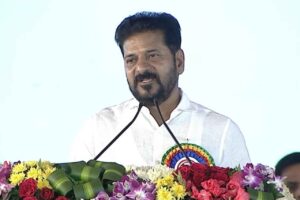 పీఆర్సీ, ఇంక్రిమెంట్లపై సీఎం రేవంత్ కీలక ప్రకటన పీఆర్సీ, ఇంక్రిమెంట్లపై సీఎం రేవంత్ కీలక ప్రకటన