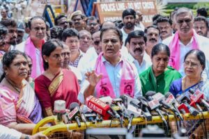 గవర్నర్ ను కలిసి ఏం చెప్పామంటే..: కేటీఆర్ గవర్నర్ ను కలిసి ఏం చెప్పామంటే..: కేటీఆర్